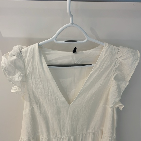 White H&M flutter sleeve dress 🤍 - Picture 2 of 3